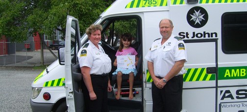 Six year old shines during 111 emergency